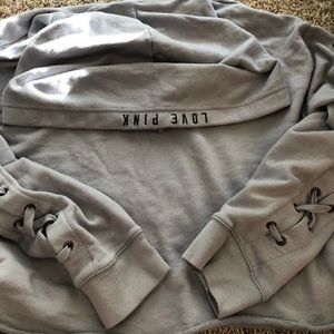 VS PINK lavender lace sleeve crop top!